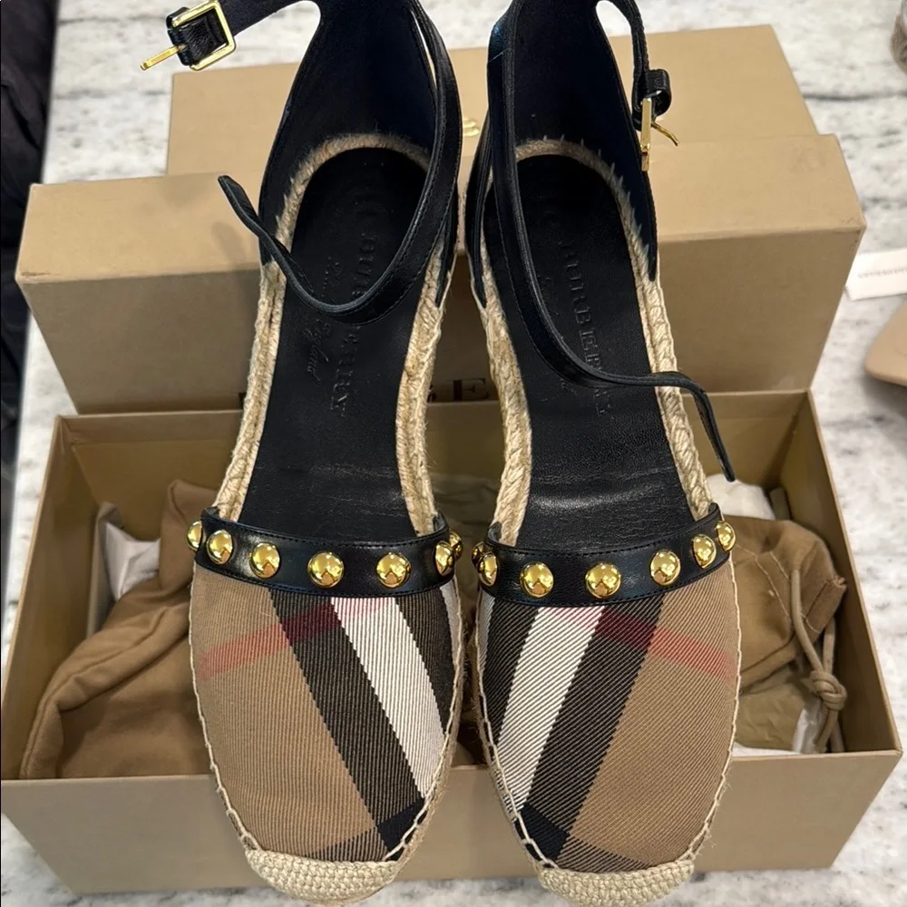 Burberry Black and Brown Espadrilles with Ankle Strap - Picture 2 of 8